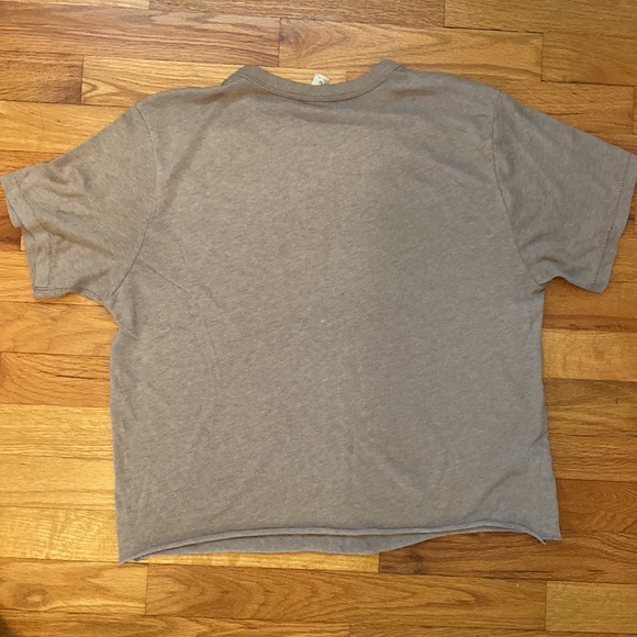 Graphic cropped T-shirt - Picture 2 of 4